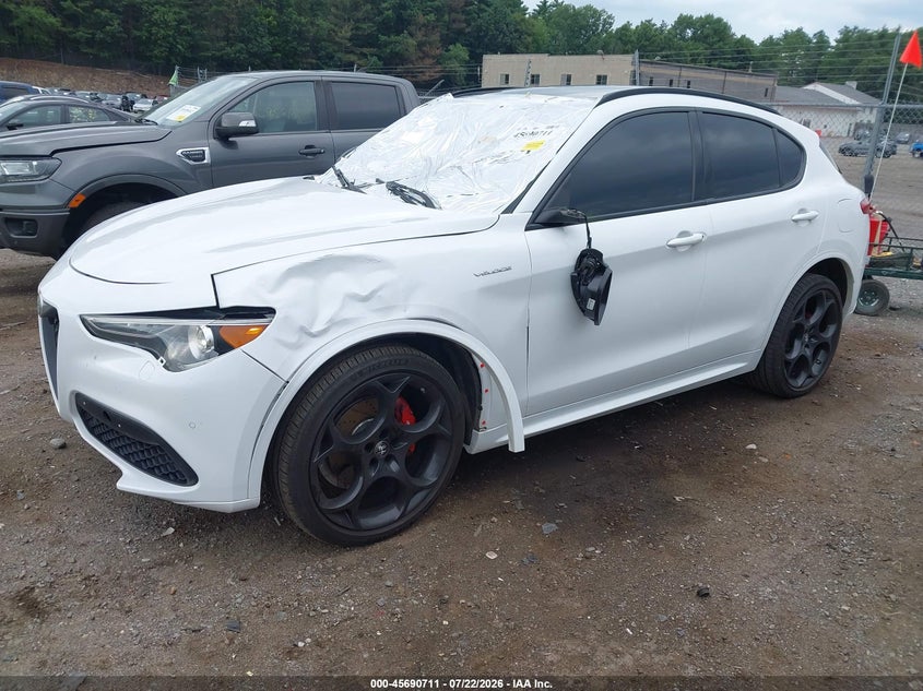 Vin: zaspakbn9p7d64636, lot: 46189318, alfa romeo stelvio veloce awd 20232