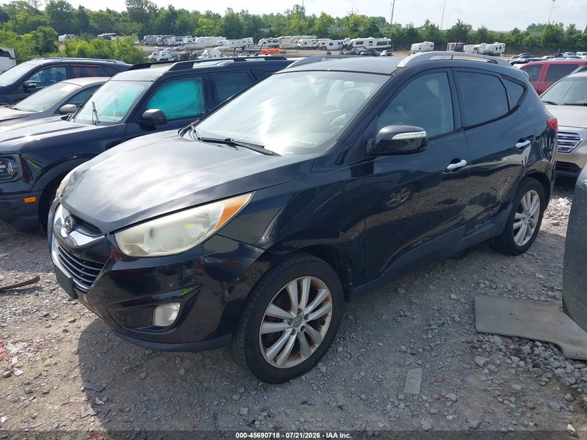 2012 HYUNDAI TUCSON auction photo 2