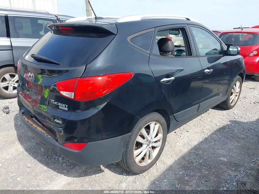 2012 HYUNDAI TUCSON auction photo 4