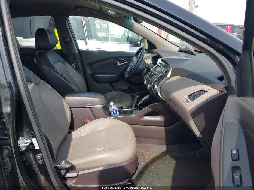 2012 HYUNDAI TUCSON auction photo 5