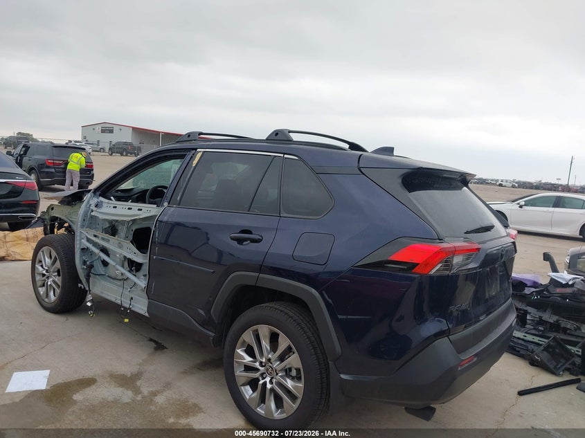 2025 TOYOTA RAV4 auction photo 3