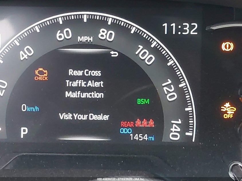 2025 TOYOTA RAV4 auction photo 7
