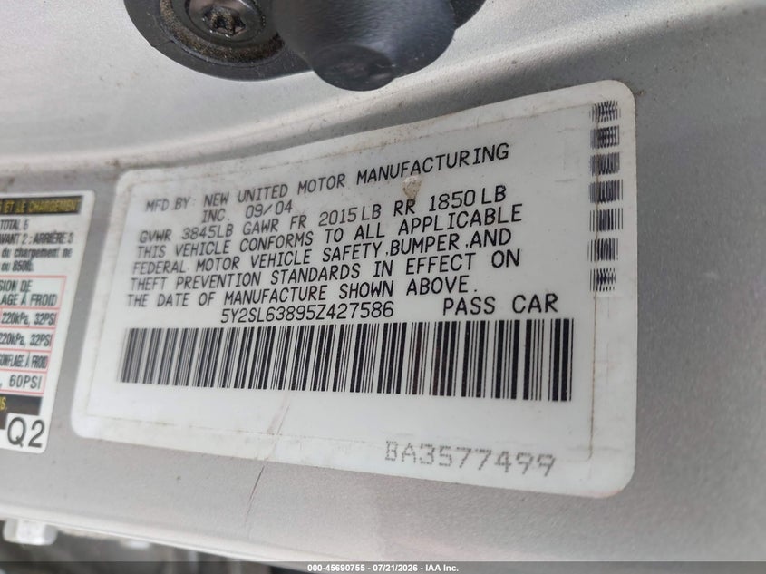 2005 PONTIAC VIBE auction photo 8