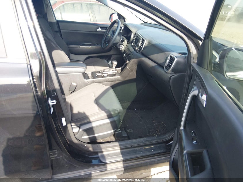 2017 KIA SPORTAGE auction photo 5