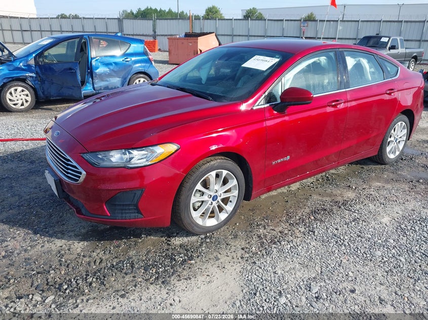 2019 FORD FUSION HYBRID auction photo 2