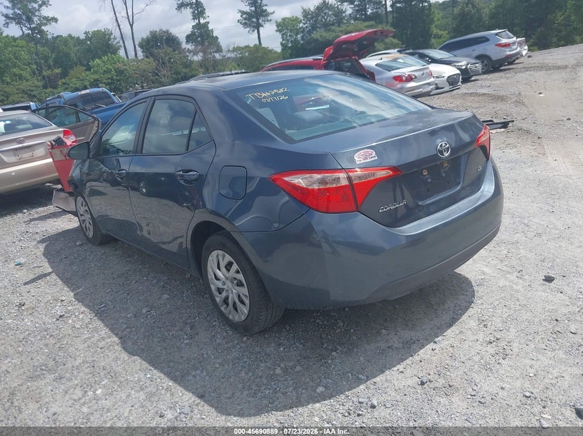 2017 TOYOTA COROLLA auction photo 3