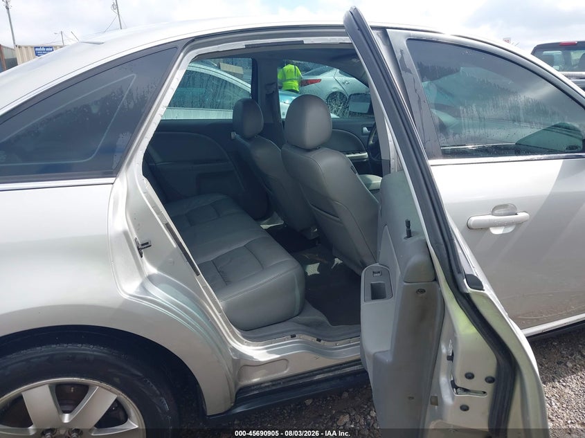2006 FORD FIVE HUNDRED auction photo 8