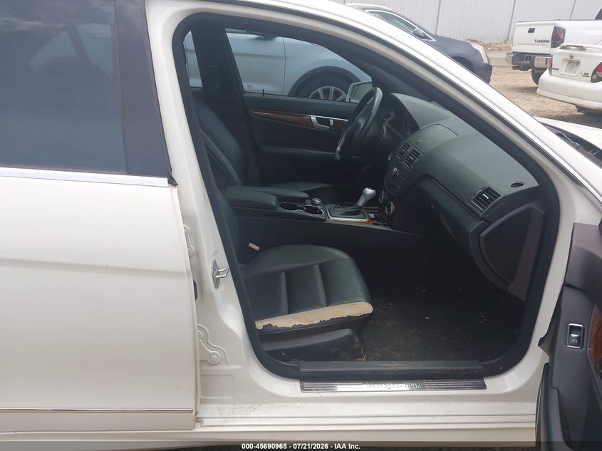2011 MERCEDES-BENZ C 300 auction photo 5