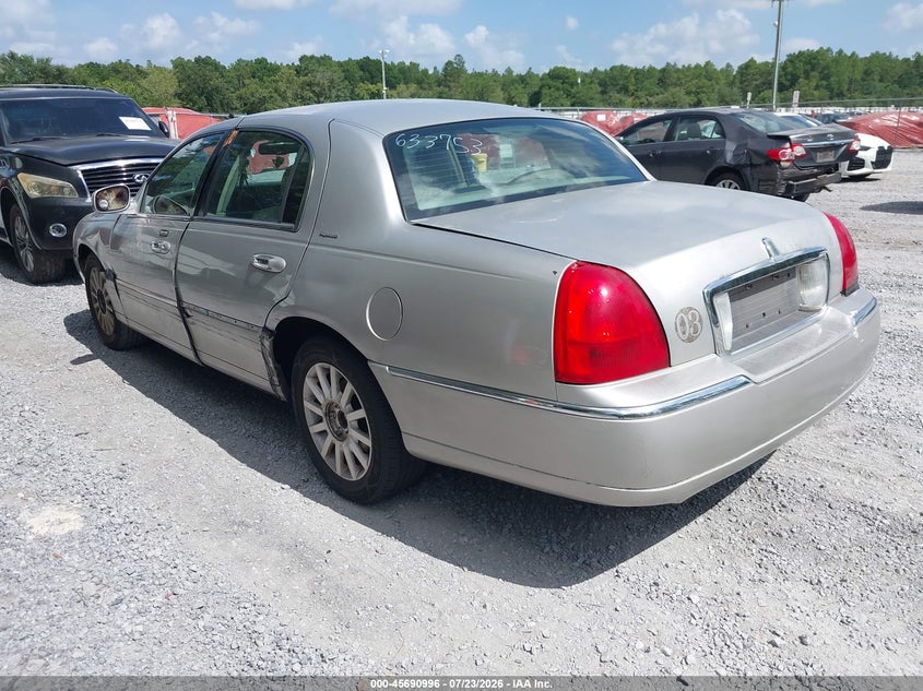 2007 LINCOLN TOWN CAR auction photo 3