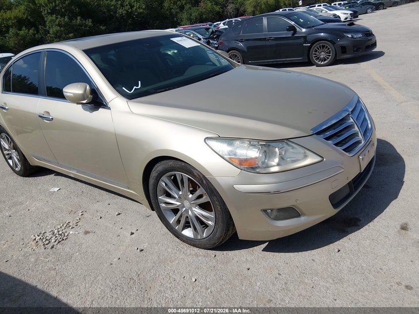 2011 HYUNDAI GENESIS auction photo 1