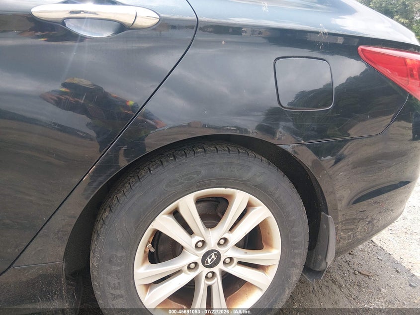 2013 HYUNDAI SONATA auction photo 6