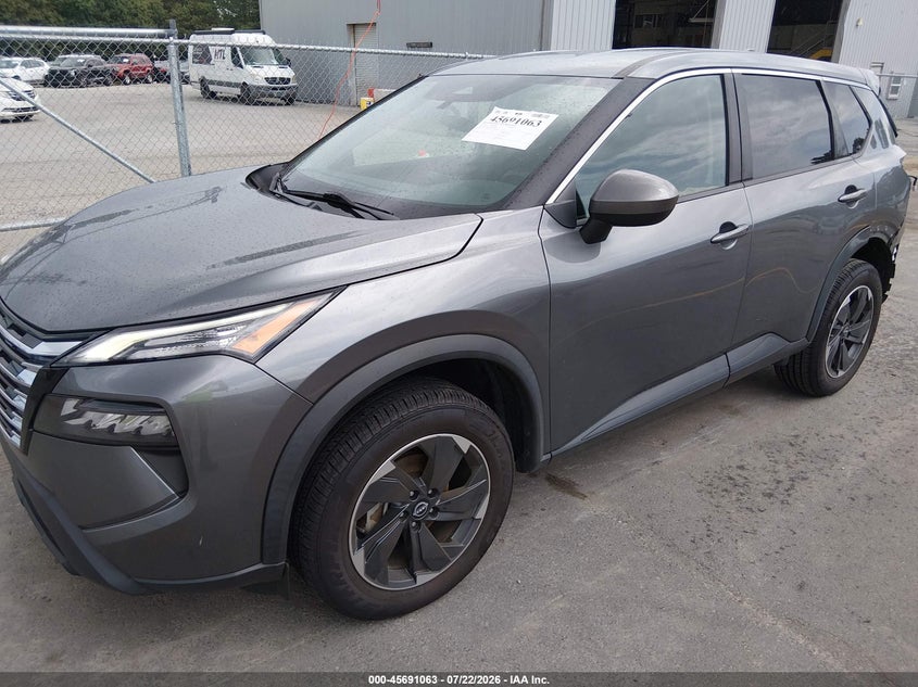2024 NISSAN ROGUE auction photo 2