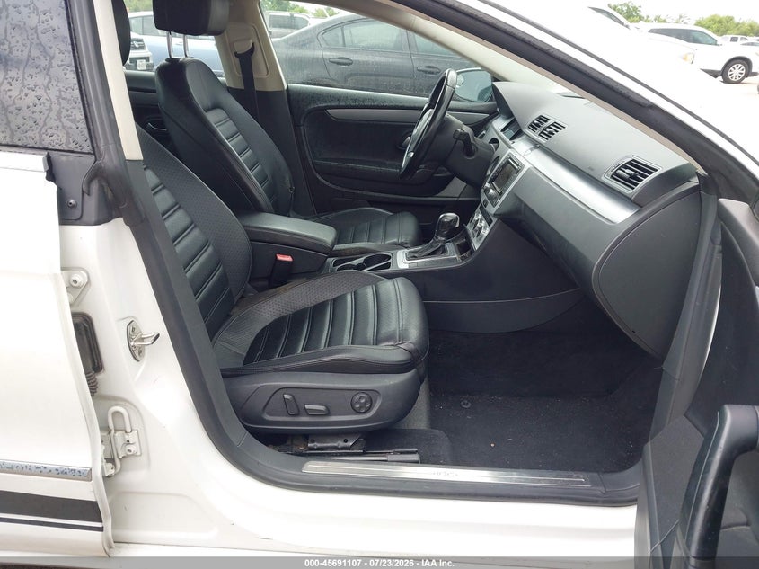 2014 VOLKSWAGEN CC auction photo 5
