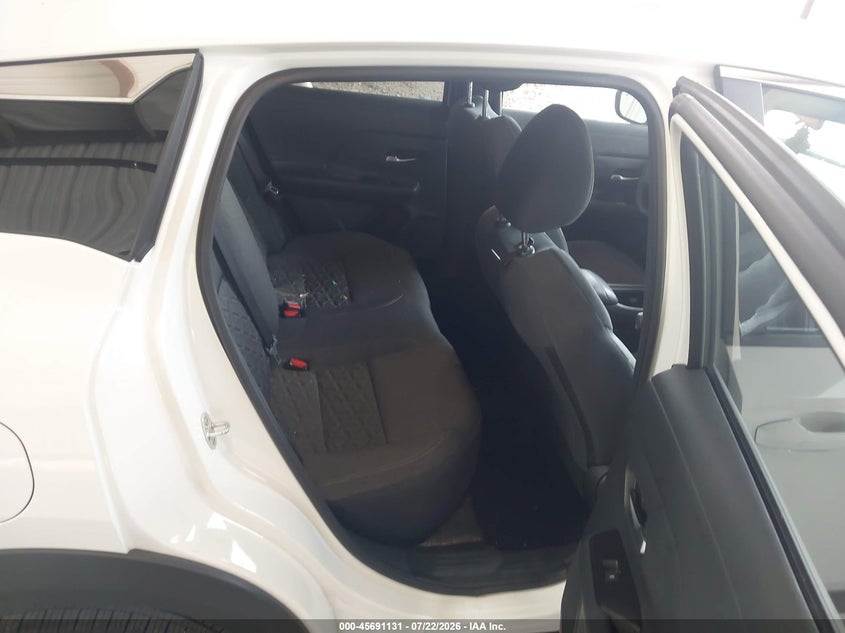2026 NISSAN KICKS auction photo 8