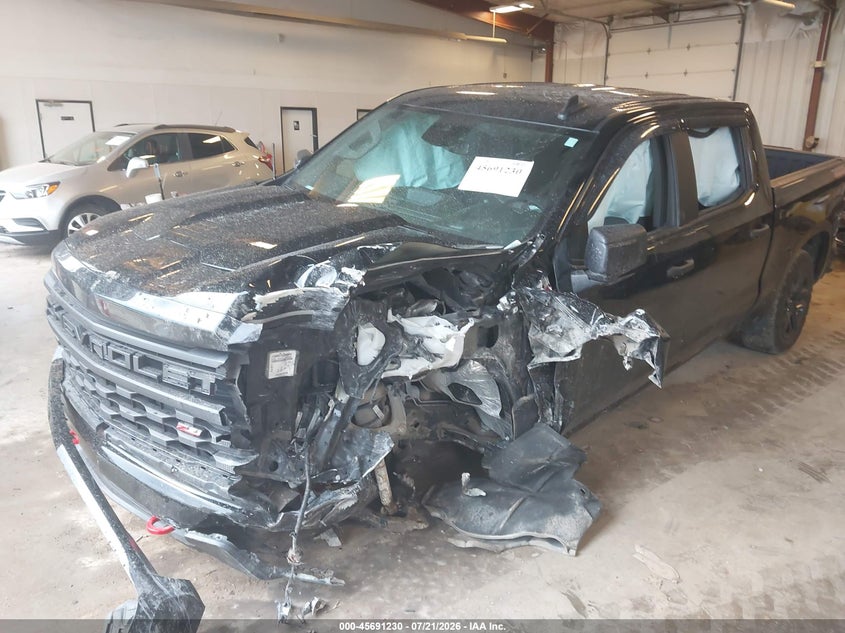 2025 CHEVROLET SILVERADO 1500 auction photo 2
