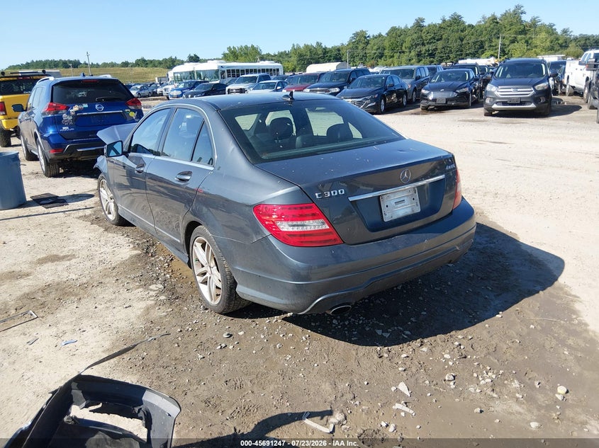MERCEDES-BENZ C 300 2014 VIN WDDGF8AB0ER305227