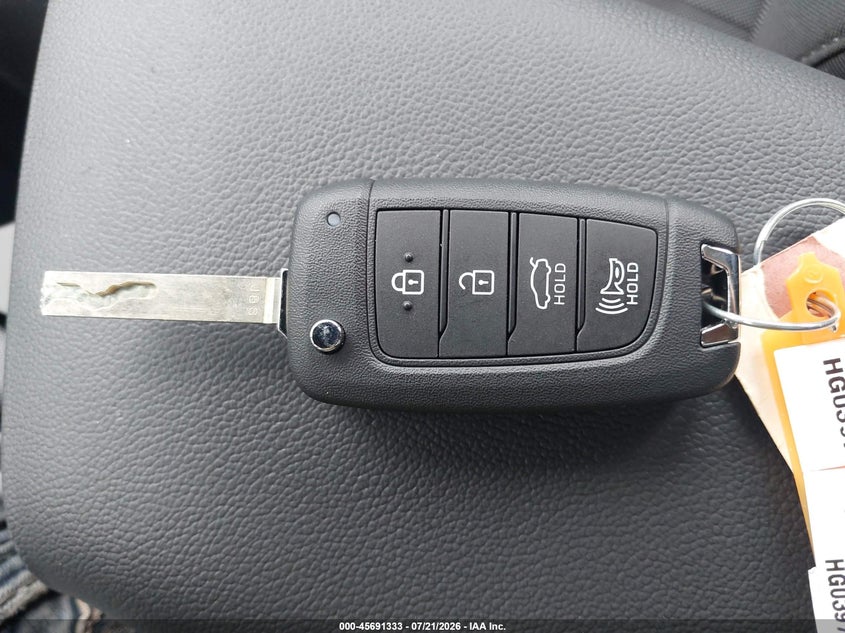 2026 Hyundai Elantra Se VIN: KMHLL4DG1TU207203 Lot: 45691333