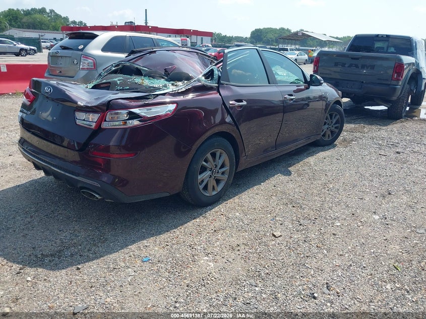 2019 KIA OPTIMA LX · Photo 4