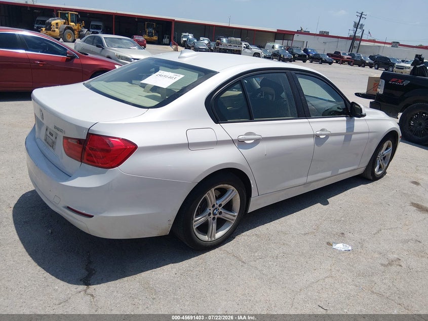 Vin: wba3b1c50df461817, lot: 46190031, bmw 320i 20134