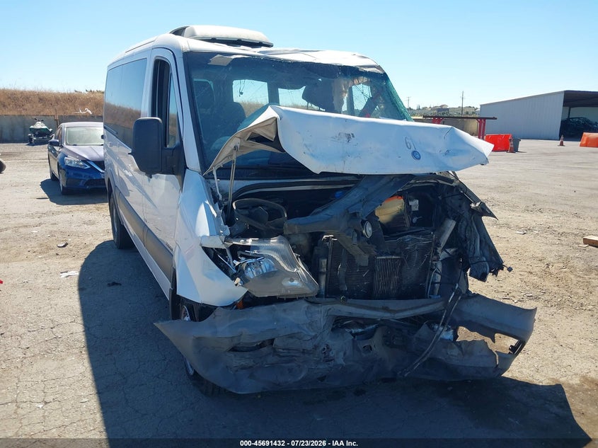 Vin: wdzpe7dd3gp177634, lot: 46190060, mercedes-benz sprinter 2500 normal roof 2016 img_1