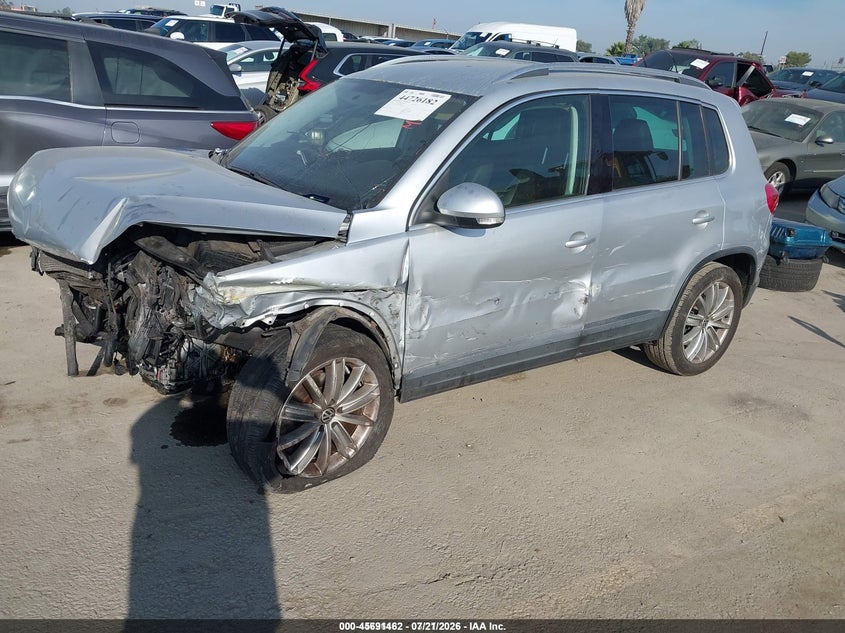 2012 Volkswagen Tiguan Se, Удар спереду, IAAI, VIN WVGBV7AX0CW580118 — фото 2
