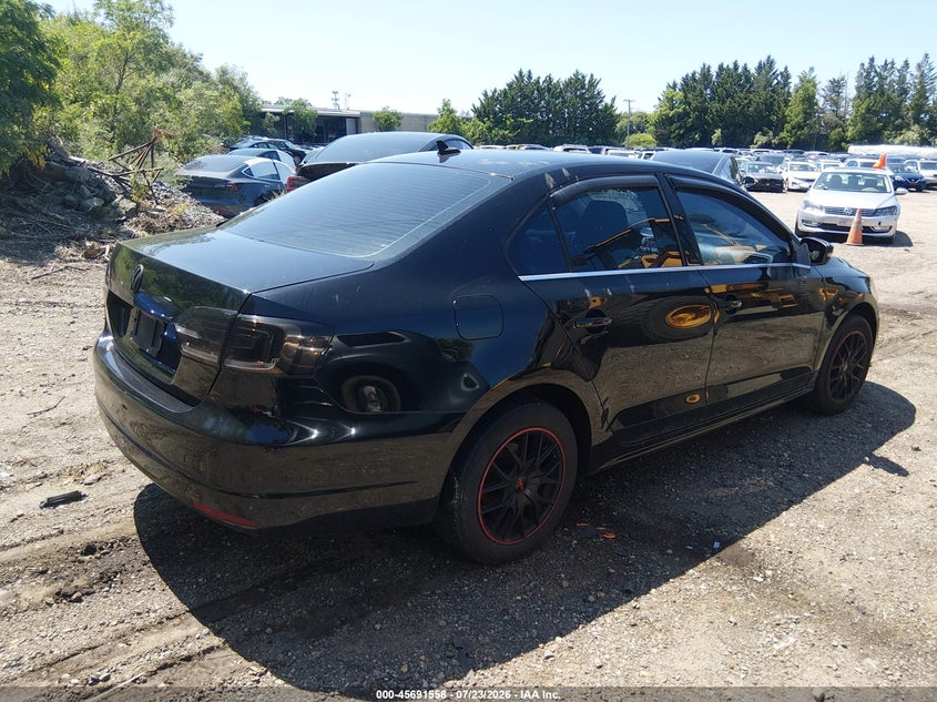 2013 VOLKSWAGEN JETTA auction photo 4