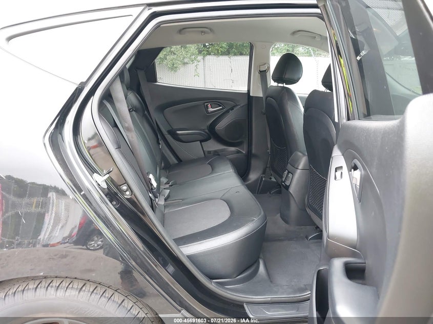 2015 Hyundai Tucson Se VIN: KM8JUCAG1FU113569 Lot: 45691603