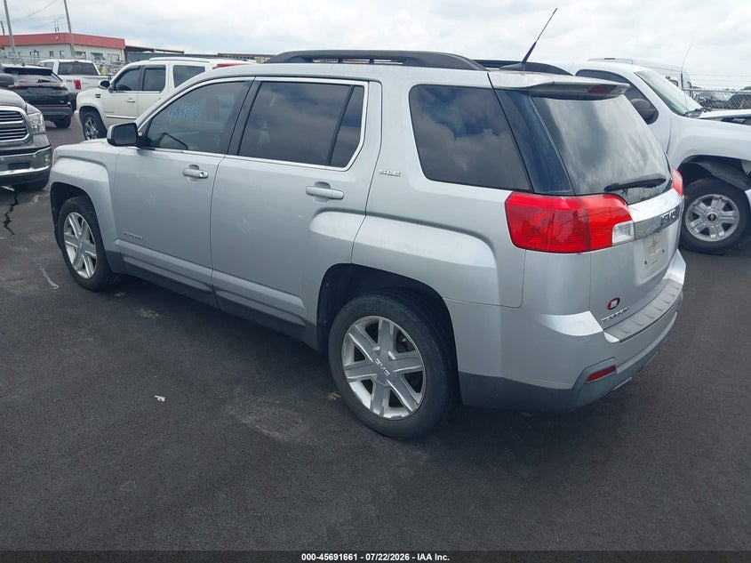2010 GMC TERRAIN auction photo 3