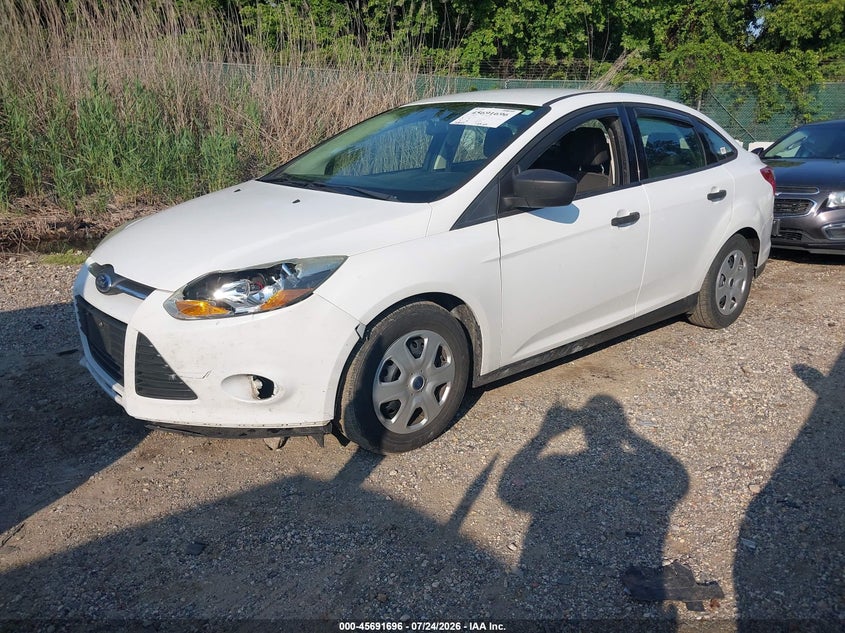 Vin: 1fadp3e2xel417422, lot: 46190324, ford focus s 20142