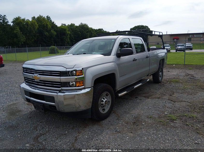 2018 CHEVROLET SILVERADO 2500HD auction photo 2