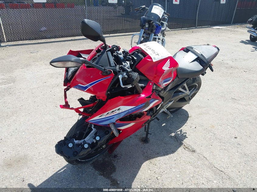 2026 Honda Cbr650 R VIN: MLHRH1552T5201901 Lot: 45691859