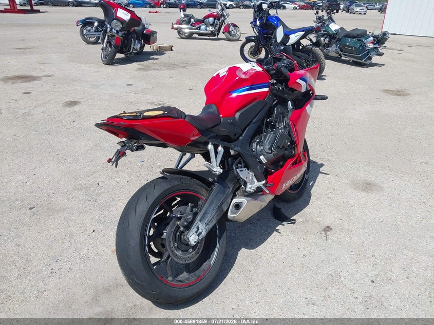 2026 Honda Cbr650 R VIN: MLHRH1552T5201901 Lot: 45691859