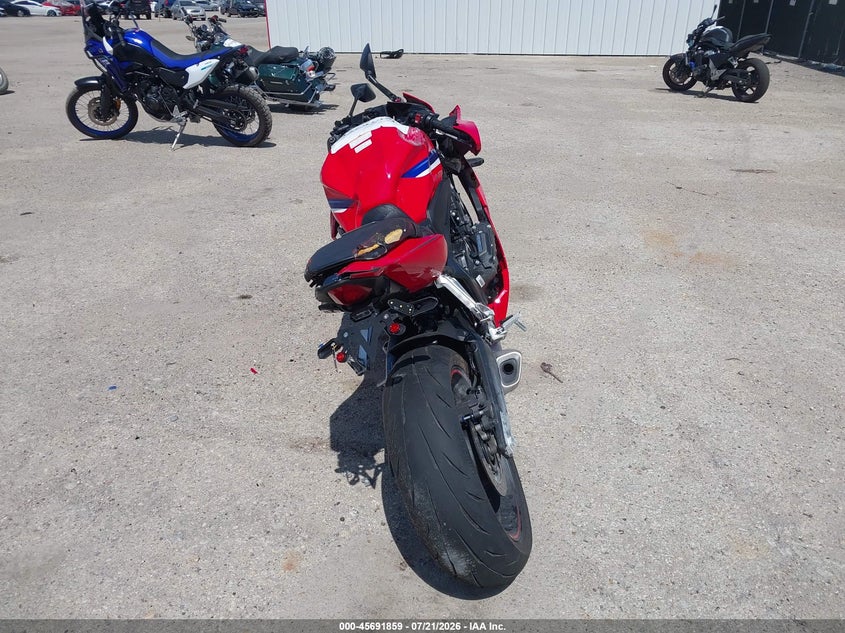 2026 Honda Cbr650 R VIN: MLHRH1552T5201901 Lot: 45691859