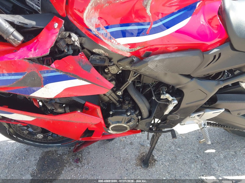 2026 Honda Cbr650 R VIN: MLHRH1552T5201901 Lot: 45691859