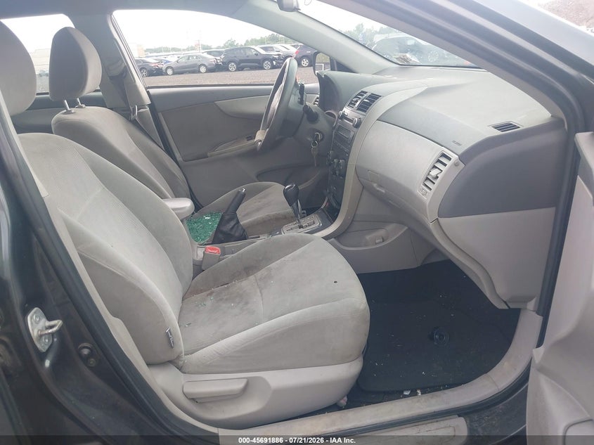 2010 TOYOTA COROLLA auction photo 5