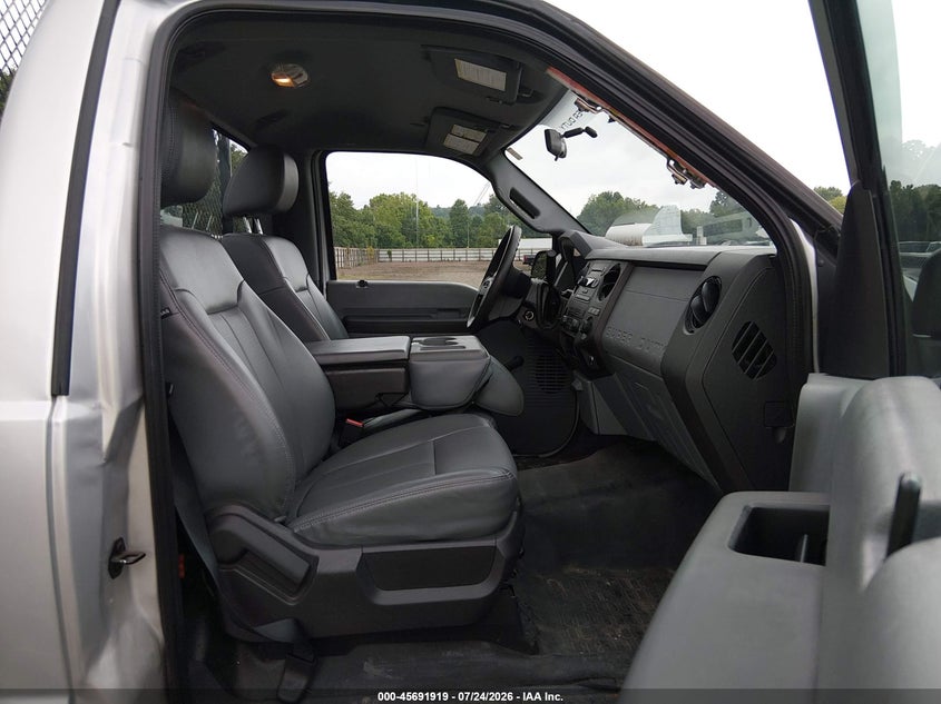 2016 FORD F-250 auction photo 5