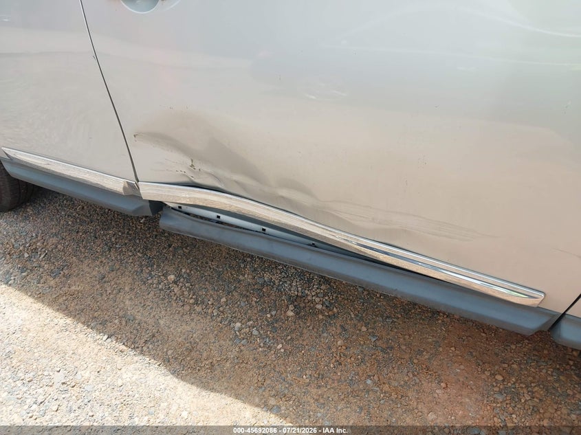 2015 NISSAN PATHFINDER auction photo 6