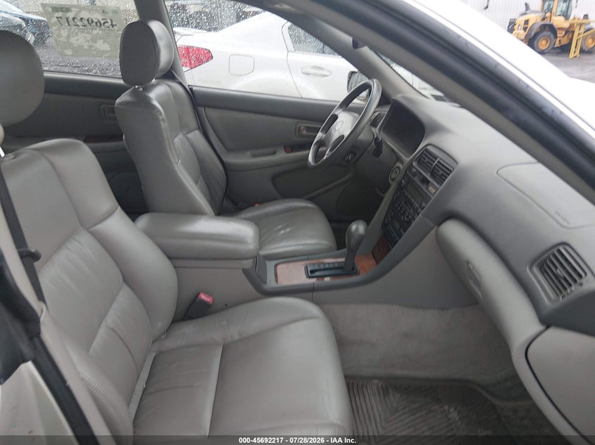 1997 LEXUS ES 300 auction photo 5