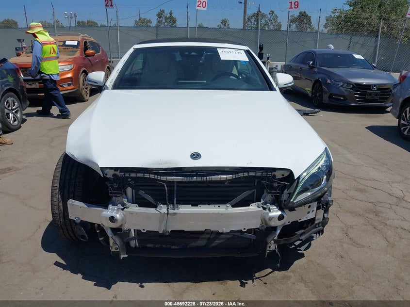 MERCEDES-BENZ C 300 2019 VIN WDDWK8DB8KF859776