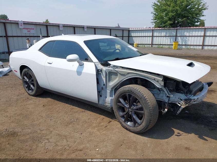 Vin: 2c3cdzkg5lh110790, lot: 46190870, dodge challenger gt awd 2020 img_1