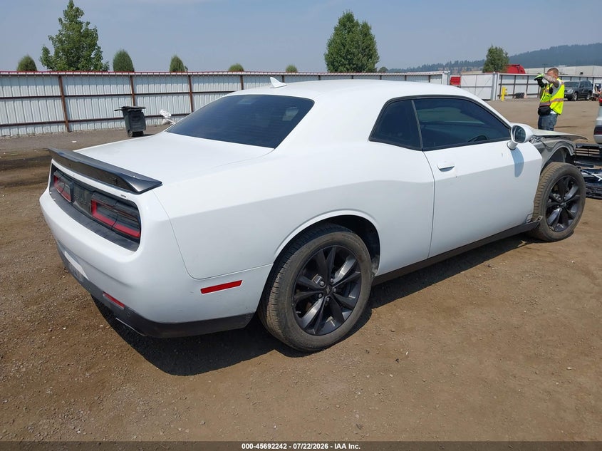 Vin: 2c3cdzkg5lh110790, lot: 46190870, dodge challenger gt awd 20204