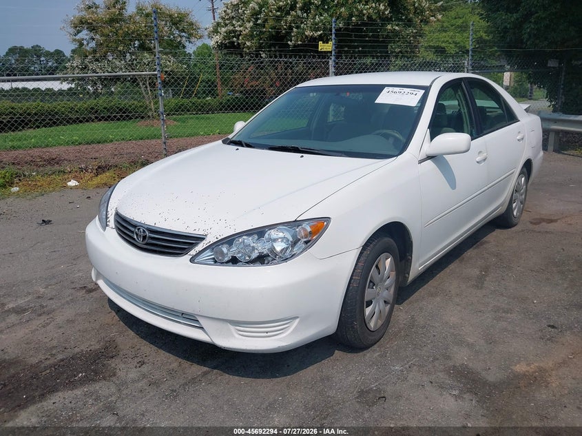 2005 Toyota Camry, Удар сзади, IAAI, VIN 4T1BE30K25U428757 — фото 2