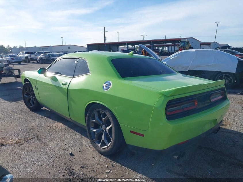 Vin: 2c3cdzat8fh712084, lot: 46190965, dodge challenger r/t 20153