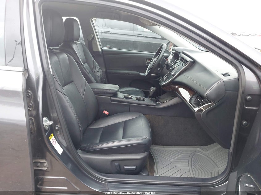 2013 TOYOTA AVALON auction photo 5
