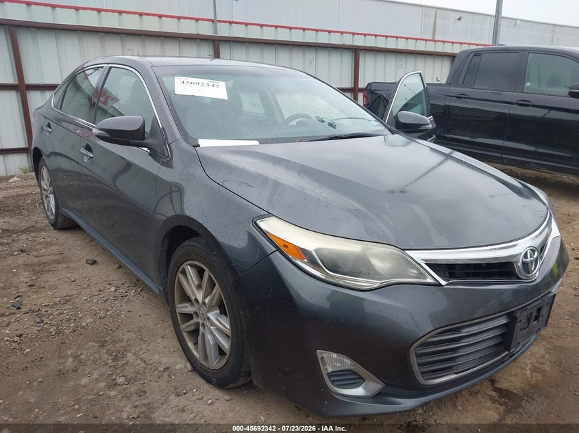 2013 TOYOTA AVALON auction photo 6