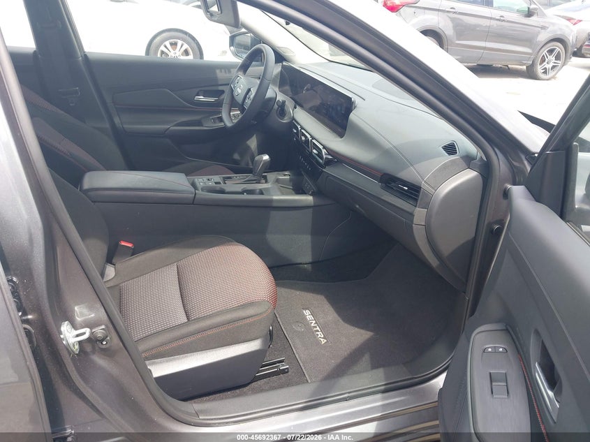 2026 NISSAN SENTRA auction photo 5