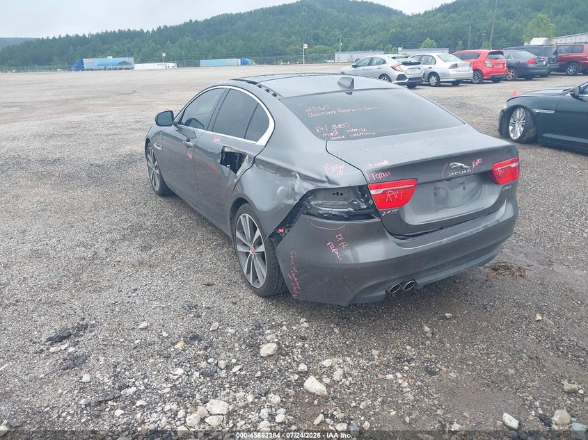Vin: sajae4fn8jcp30725, lot: 46191012, jaguar xe 20d prestige 20183
