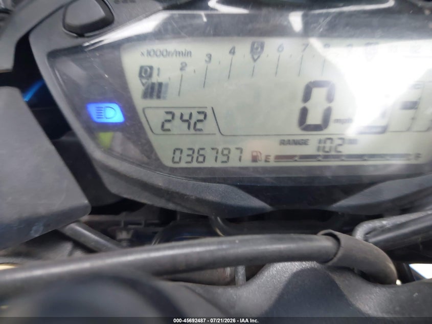 2016 SUZUKI GSX-S1000 auction photo 7