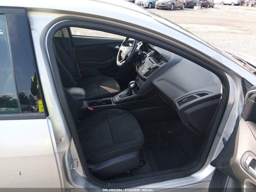 2015 FORD FOCUS auction photo 5