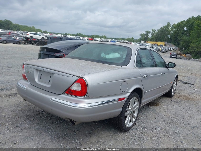 2005 JAGUAR XJ auction photo 4
